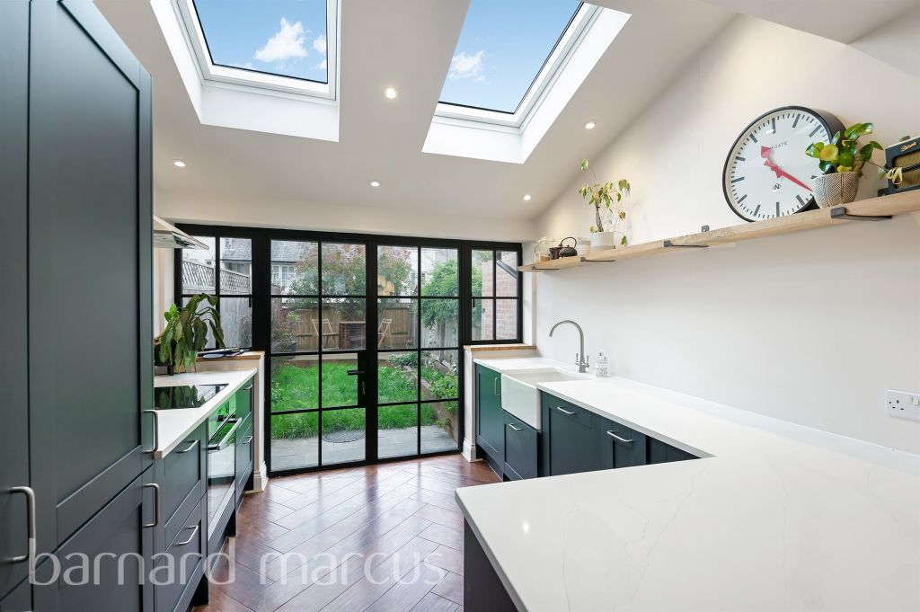 Property photo 3 of 17