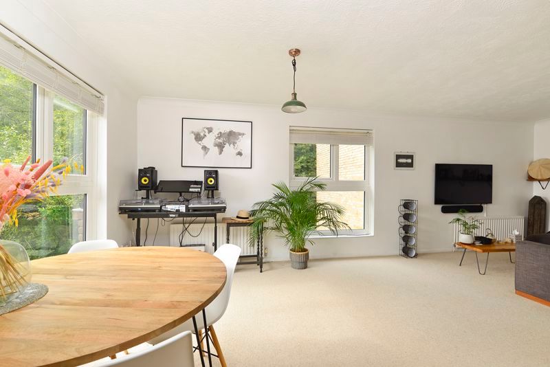 Property photo 2 of 13 Photo 2