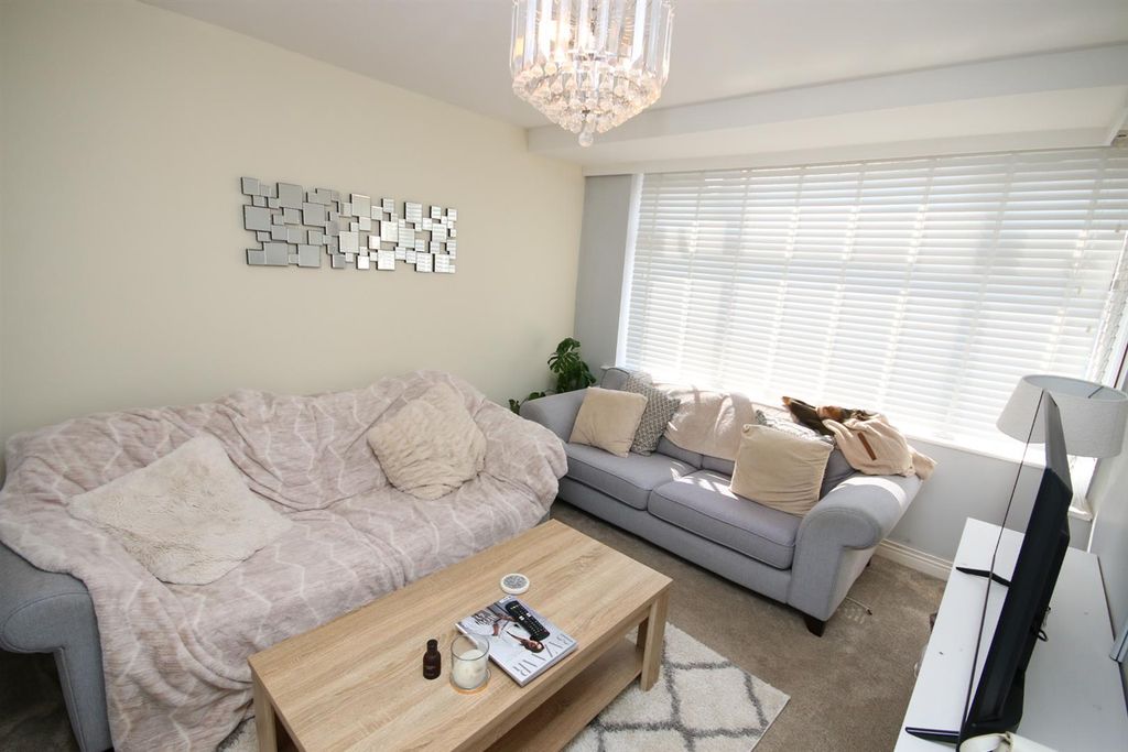 Property photo 2 of 14 Img_4890.Jpg