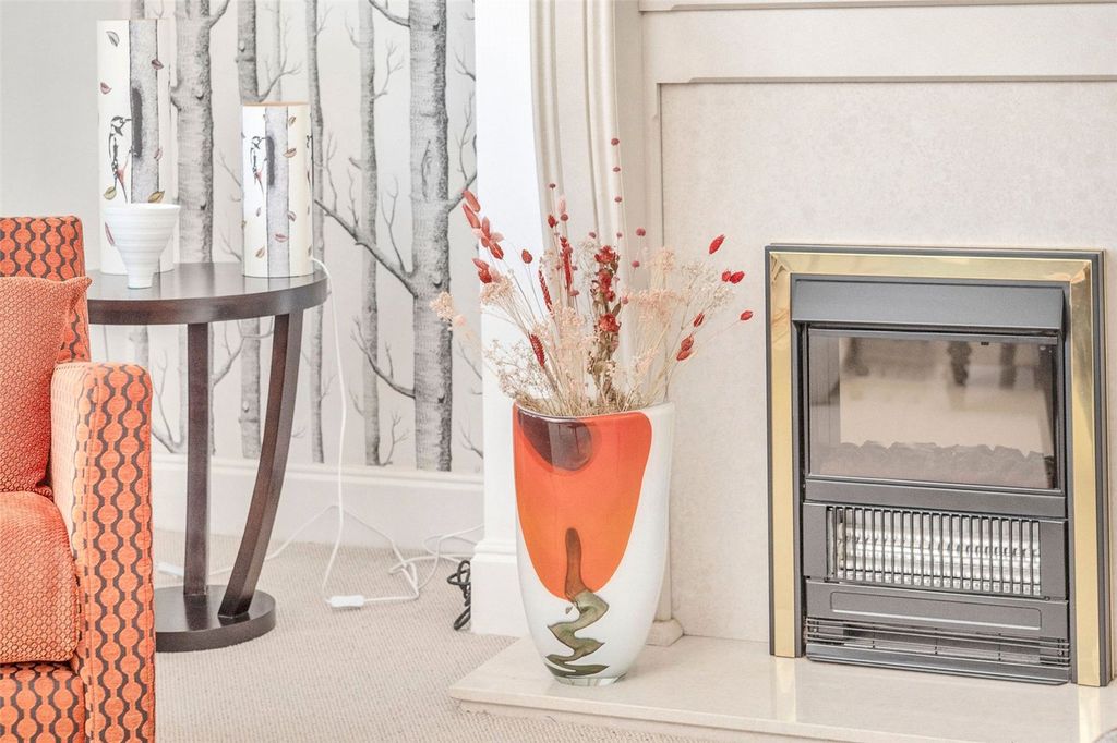 Property photo 3 of 51 Sitting Room