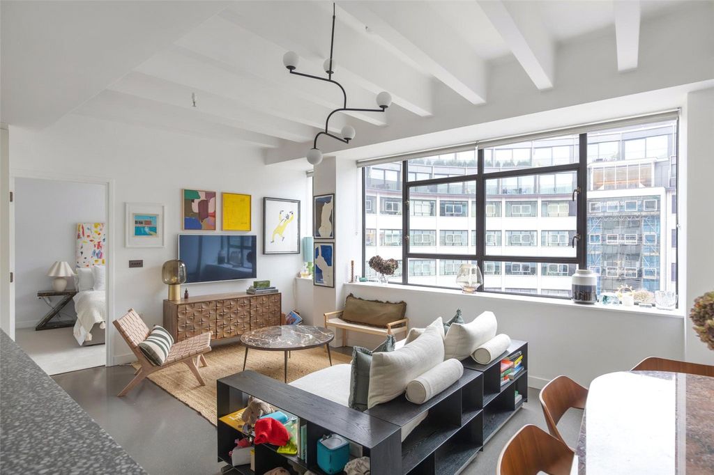 Property photo 1 of 16 Picture No. 18