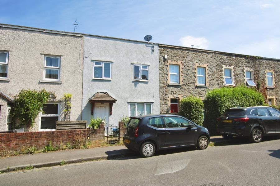 Property photo 1 of 12