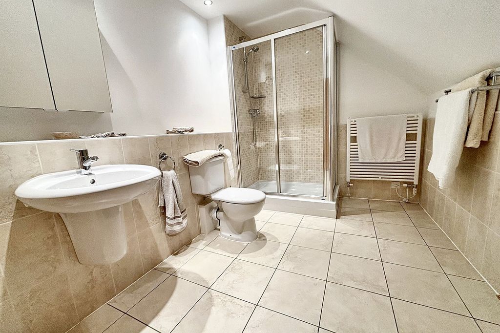 Additional image 12 of 2 bed flat for saleQuay Hill, Penryn TR10