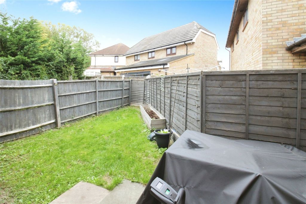 Property photo 3 of 13 Picture No. 32