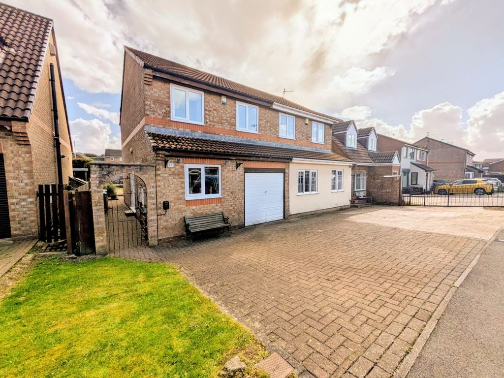 Property photo 1 of 10 B97F2F46-Ea8F-4877-8811-0F5d13395470