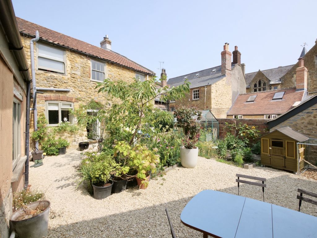 Property photo 3 of 45