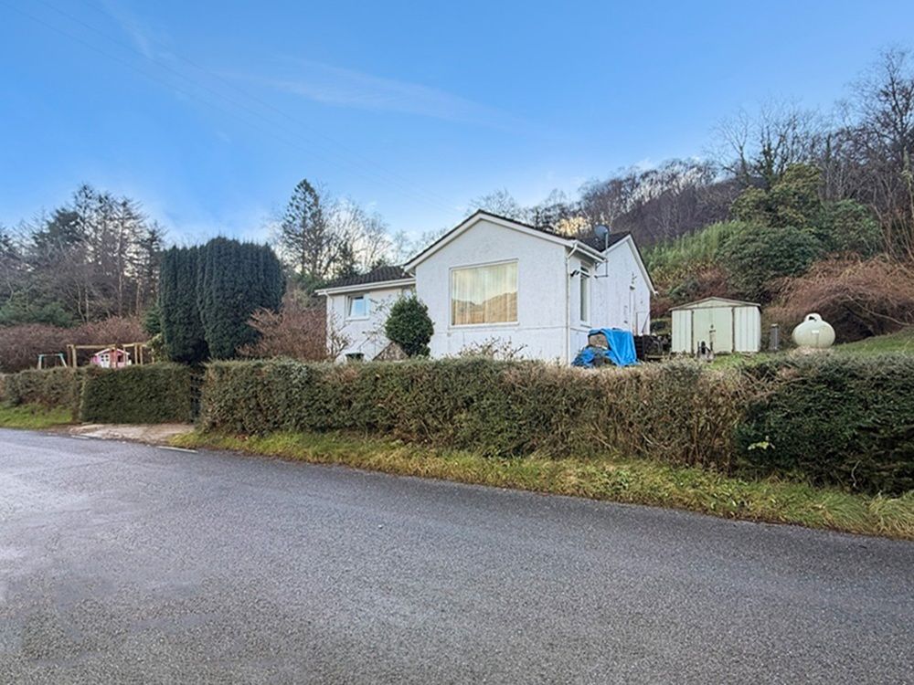 Property photo 2 of 40