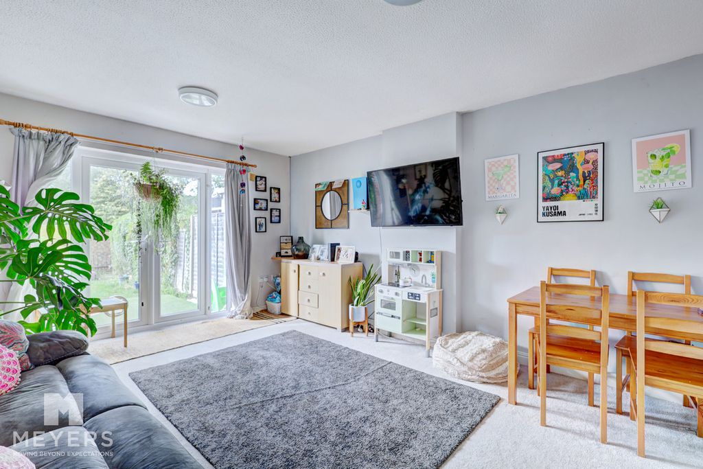 Property photo 1 of 29