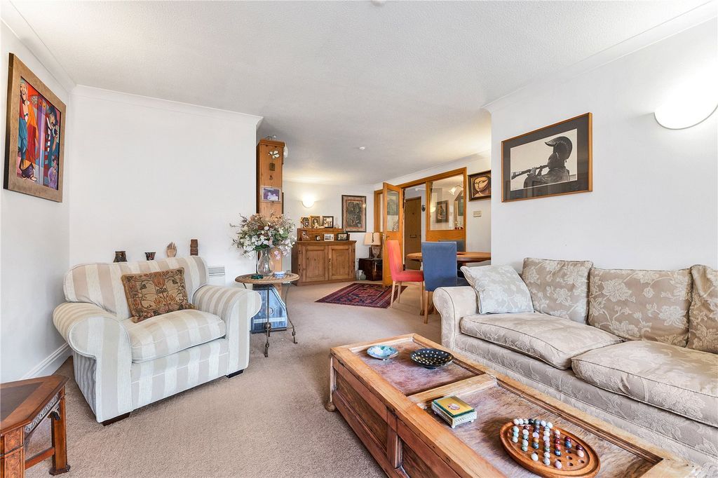 Property photo 3 of 13 Picture No. 06