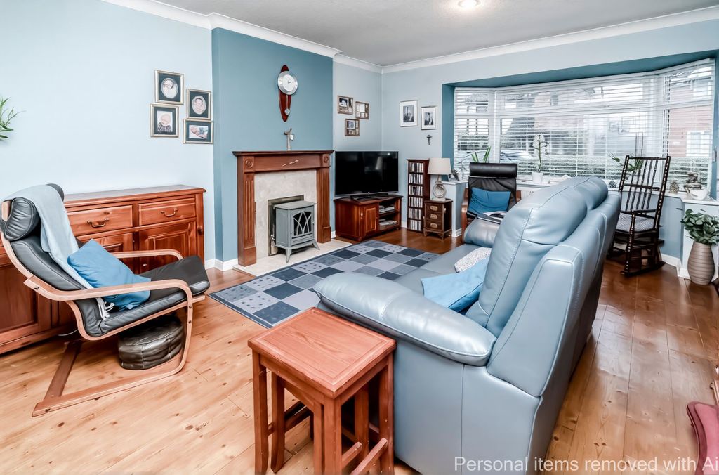 Property photo 2 of 23