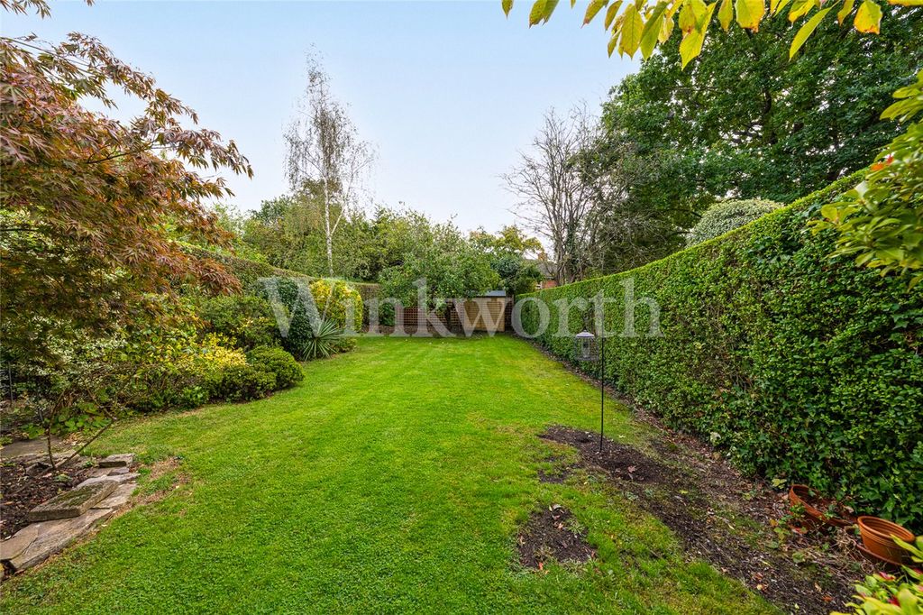 Property photo 3 of 8 Picture No. 02