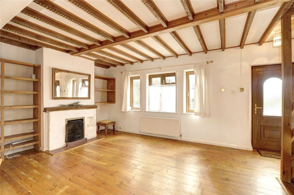 Property photo 3 of 16