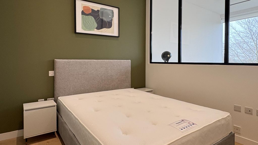 Property photo 3 of 17 Bedroom