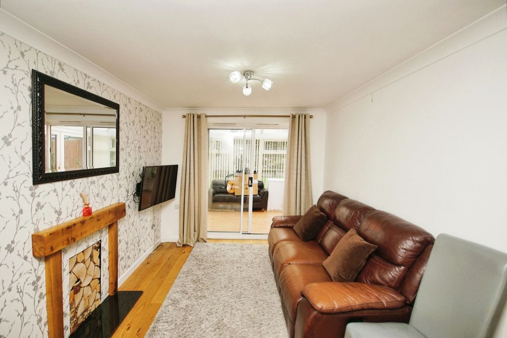 Property photo 3 of 15 Photography