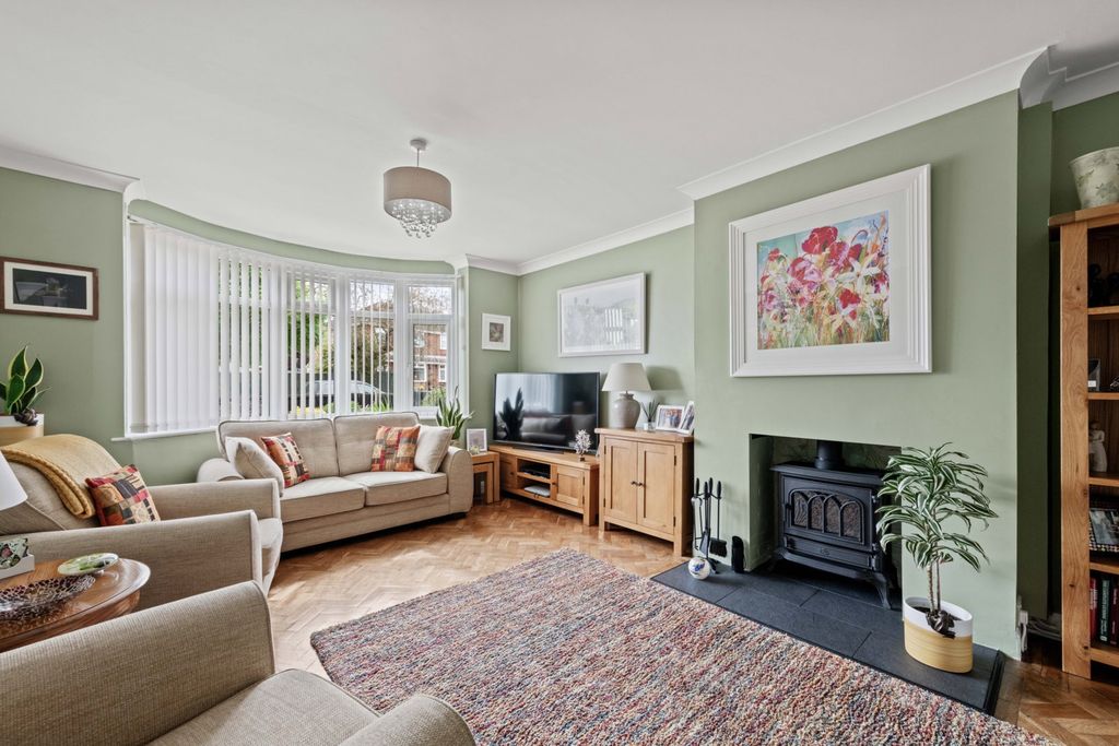 Property photo 3 of 31