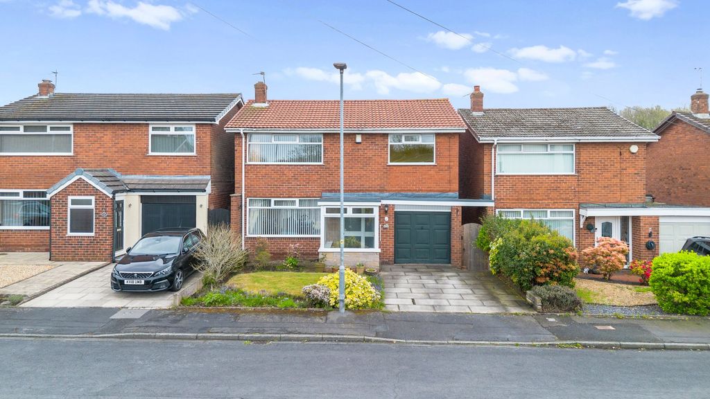 Property photo 1 of 22