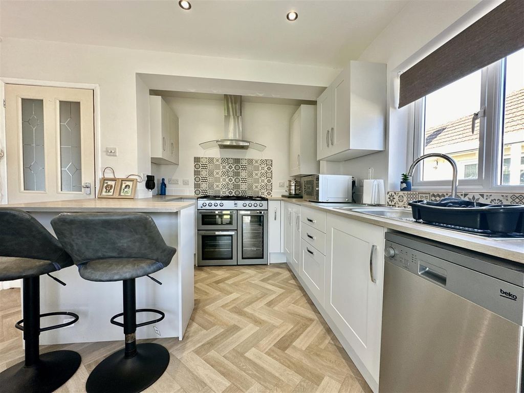 Property photo 2 of 25 Kitchen  Diner.Jpg