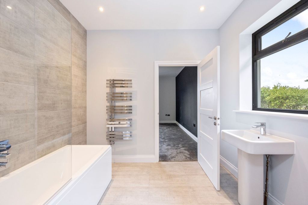 Additional image 27 of 5 bed detached house for saleHighground Lane, Barnham PO22