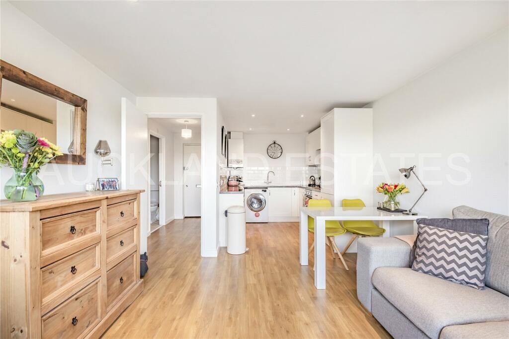 Property photo 2 of 12