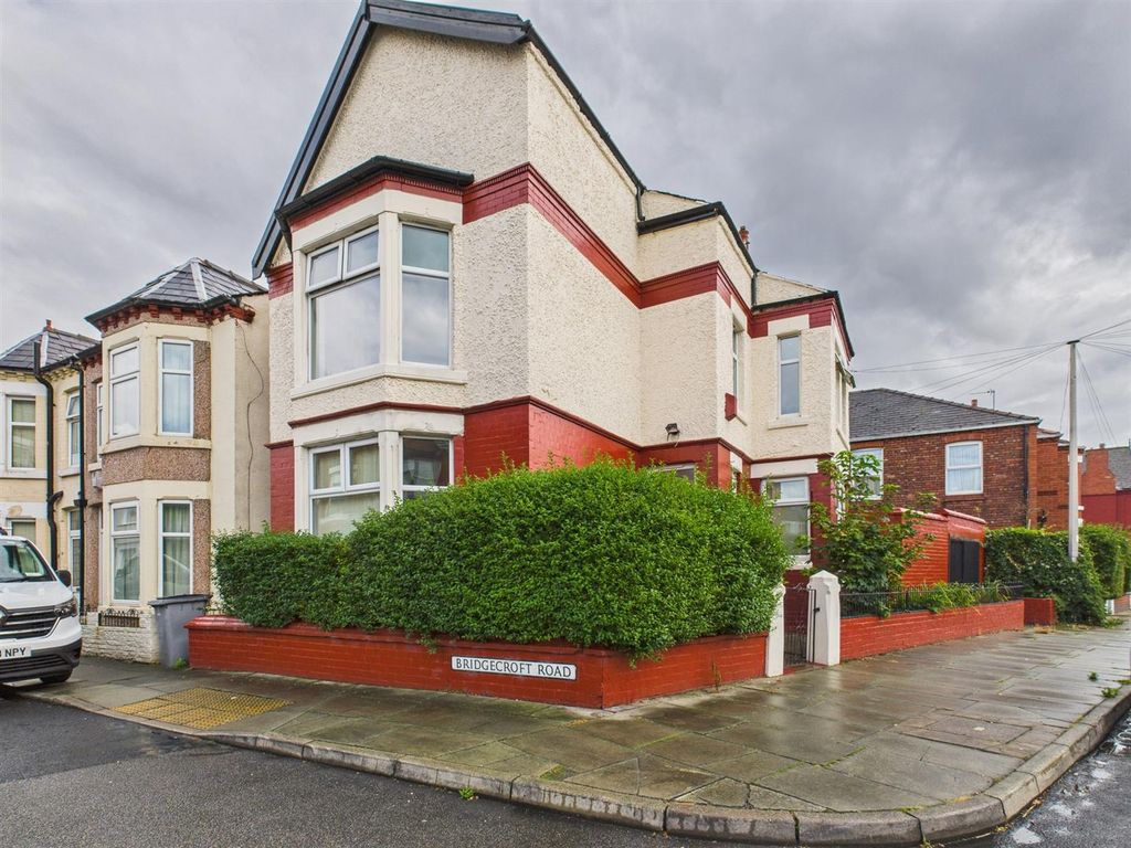 Property photo 1 of 37 Cam03604G0-Pr0125-Still036.Jpg