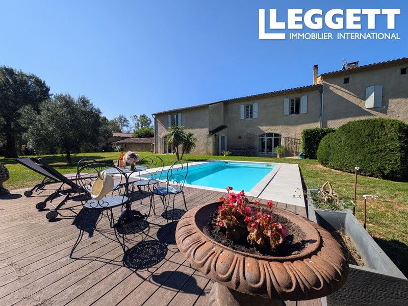 Property photo 2 of 10