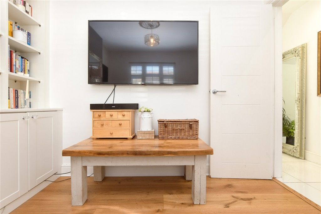 Property photo 3 of 19 Internal Lifestyle Photograph