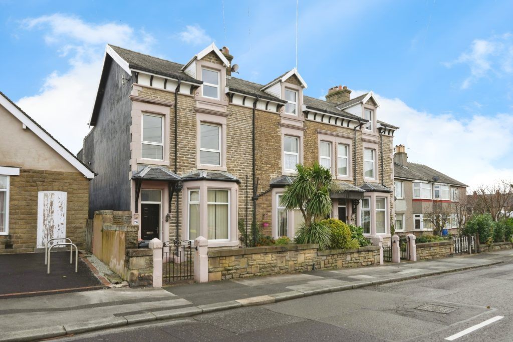 Property photo 1 of 41