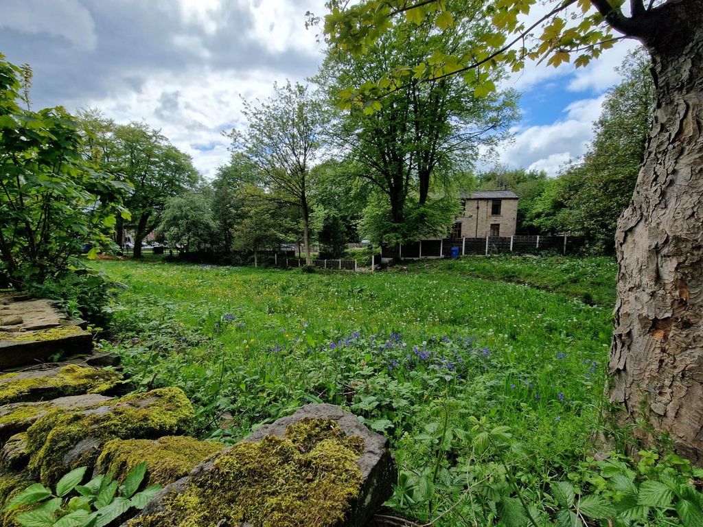 Property photo 1 of 9 Land