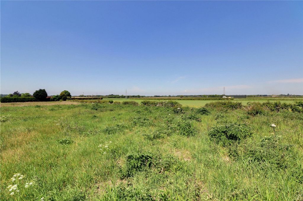 Property photo 2 of 8 Picture No. 03