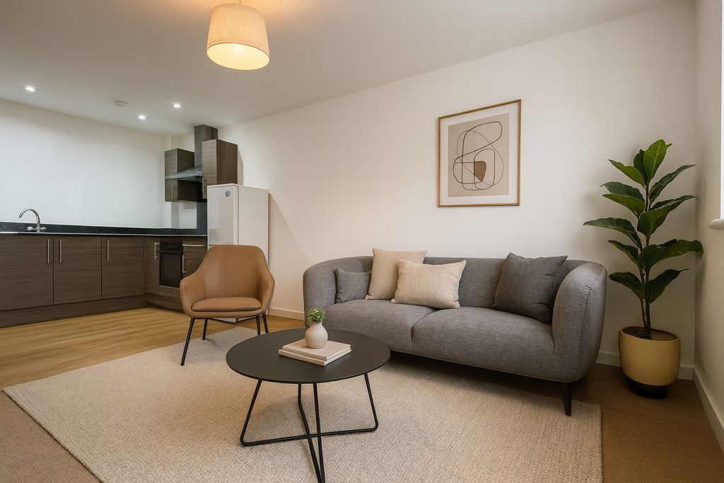 Property photo 2 of 6 5