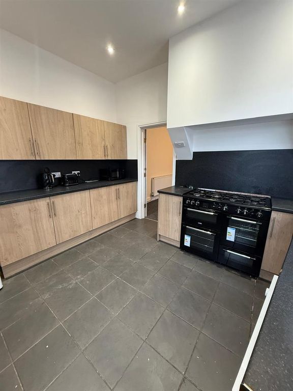 Property photo 3 of 17 Whatsapp Image 2025-10-17 At 11.34.19_8B2c9F12.Jpg