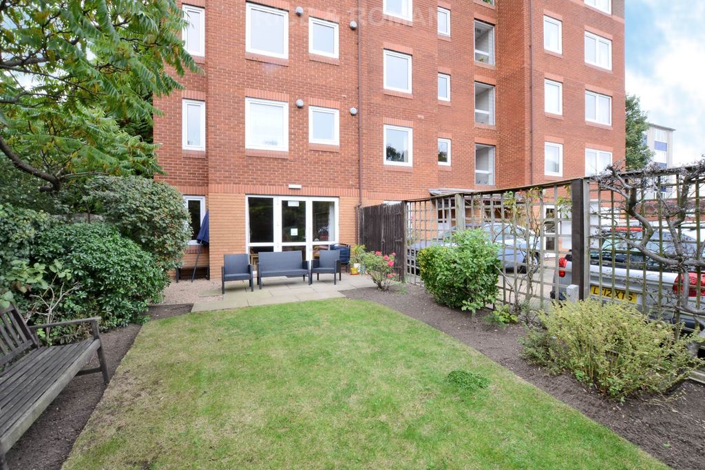 Property photo 3 of 3