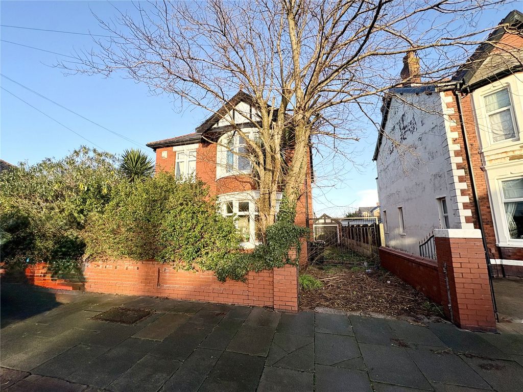 Property photo 1 of 15 Picture No. 05