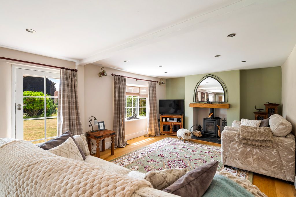 Property photo 3 of 49 54
