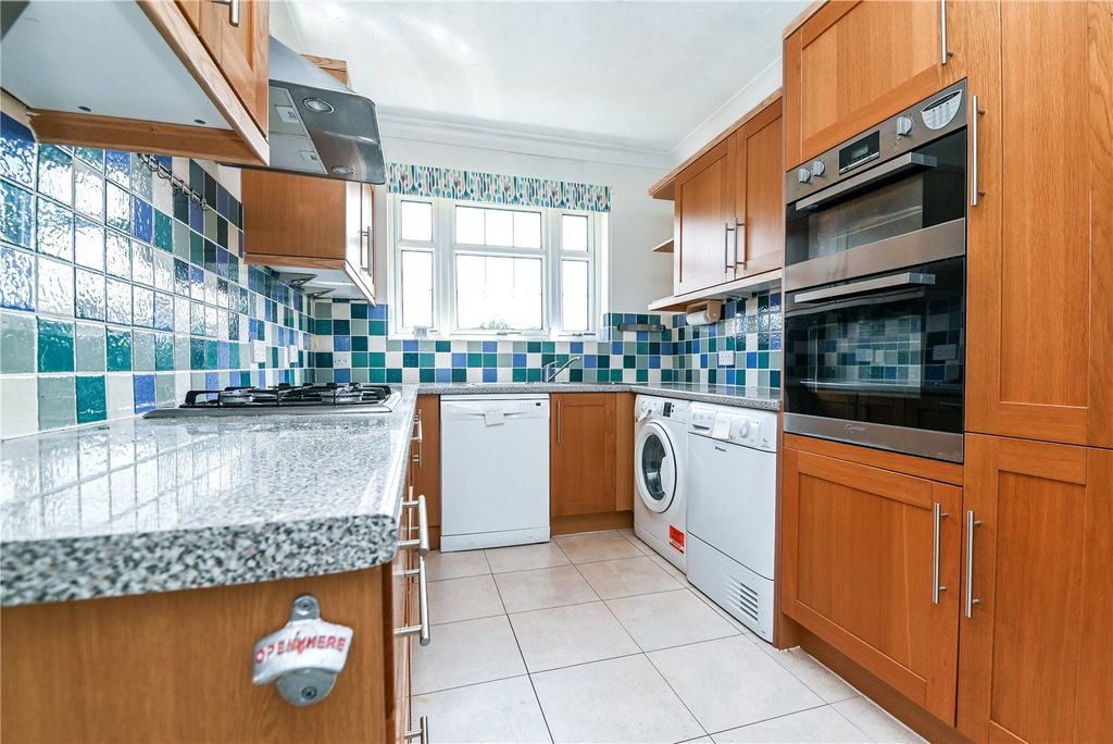 Property photo 3 of 15 Picture No. 05