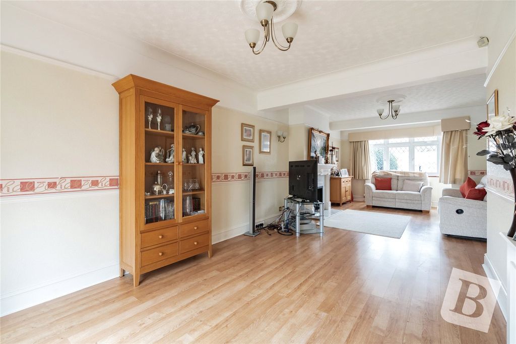 Property photo 3 of 13 Lounge/Diner