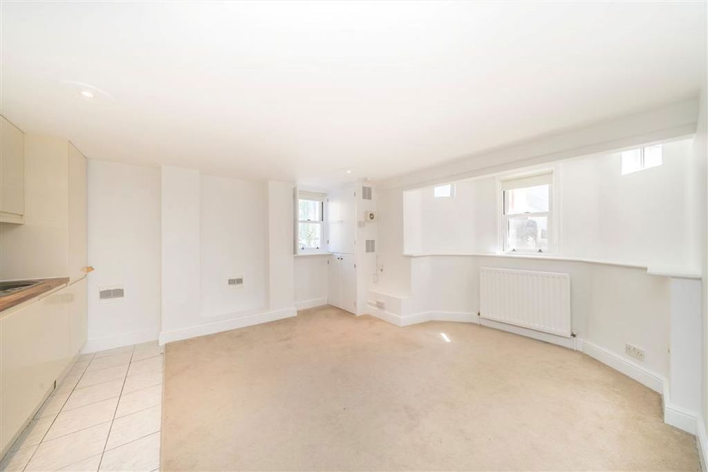 Property photo 1 of 4