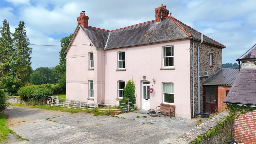 Property photo 2 of 21 Not Specified