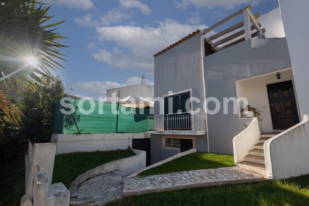 Property photo 1 of 40