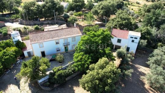 Property photo 1 of 27