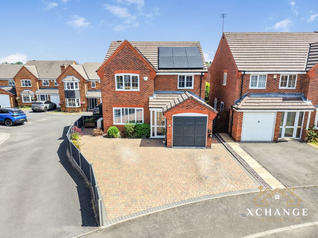 Property photo 1 of 32