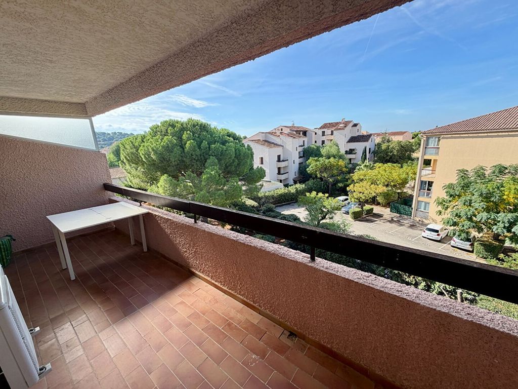 Property photo 1 of 8 Sanary-Sur-Mer Apartment, 1 Room(S), 26.02 m²