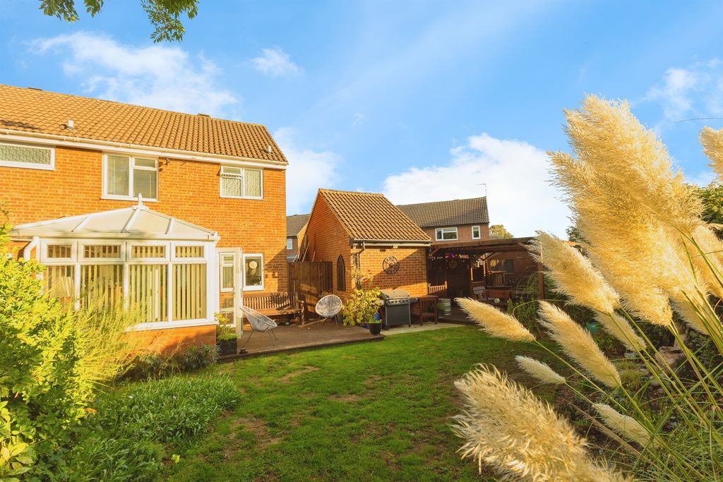 Property photo 1 of 18