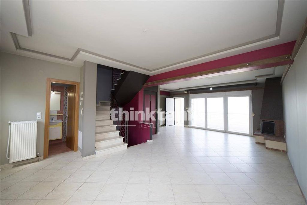 Property photo 1 of 26