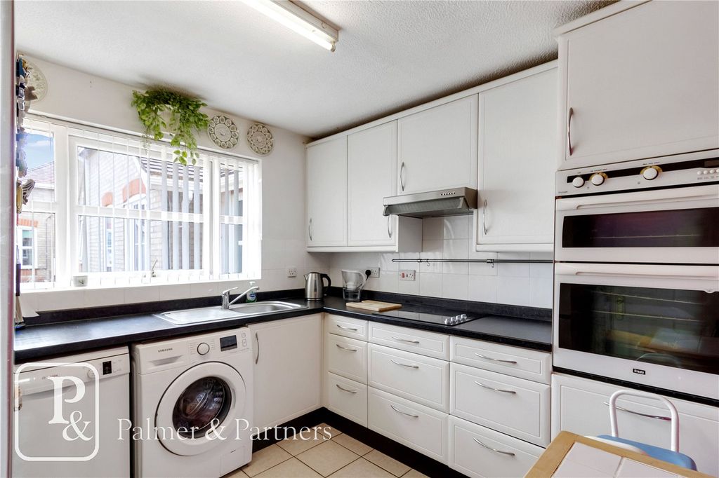 Property photo 3 of 13 Picture No. 04