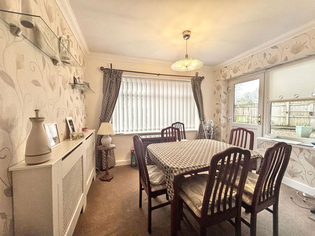 Property photo 3 of 30