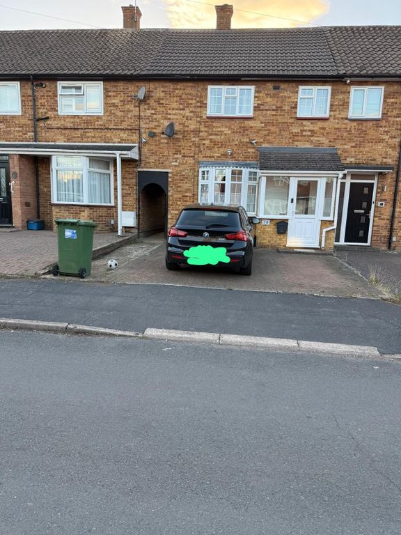 Property photo 2 of 11