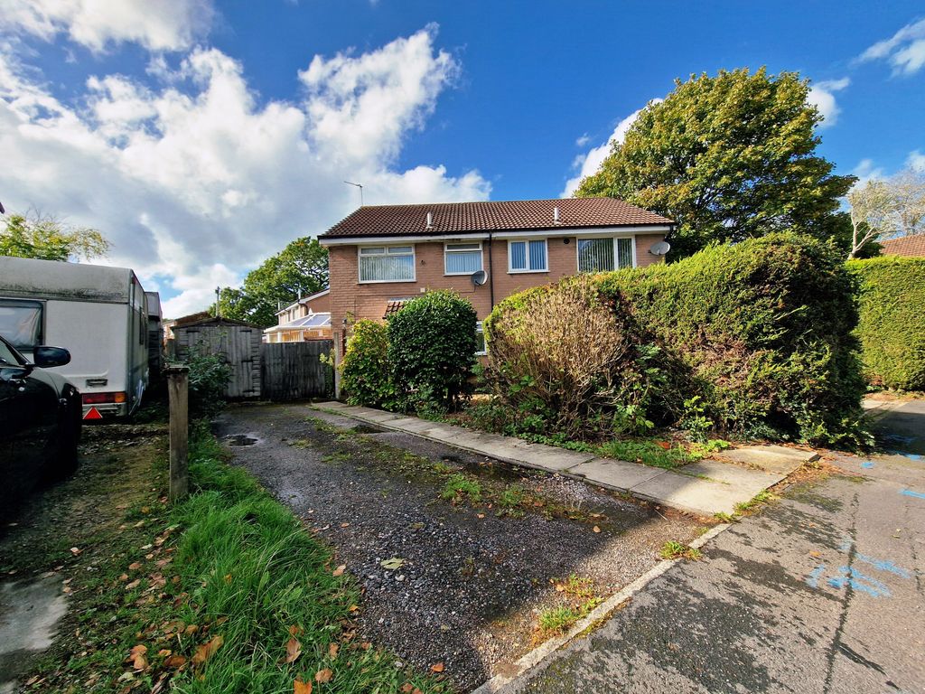 Property photo 2 of 10