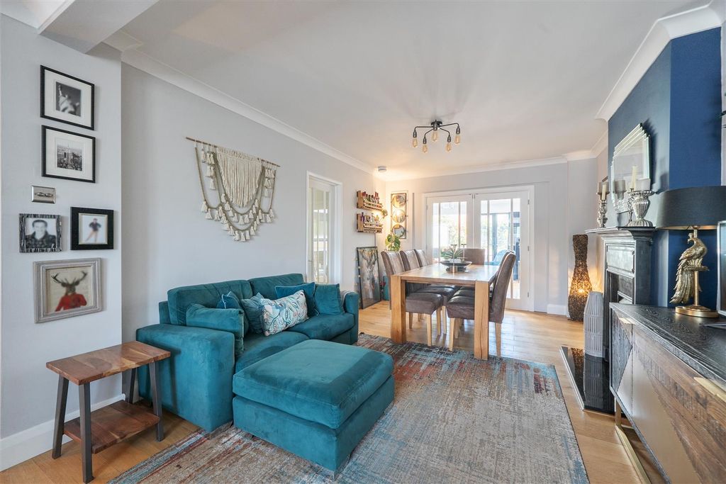 Property photo 3 of 23 1437668-17-69d6331d5A017.Jpg