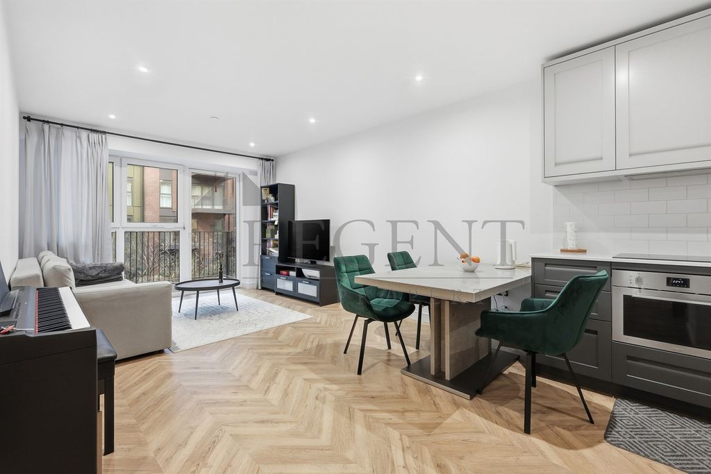 Property photo 1 of 24 (Main)